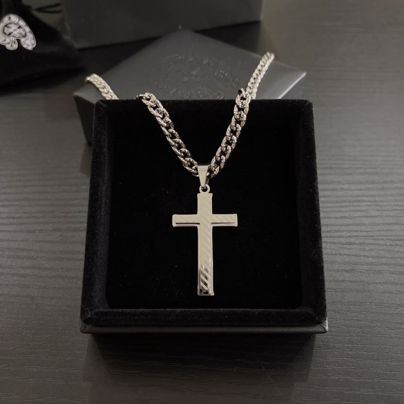 Ch**me He**ts necklaces